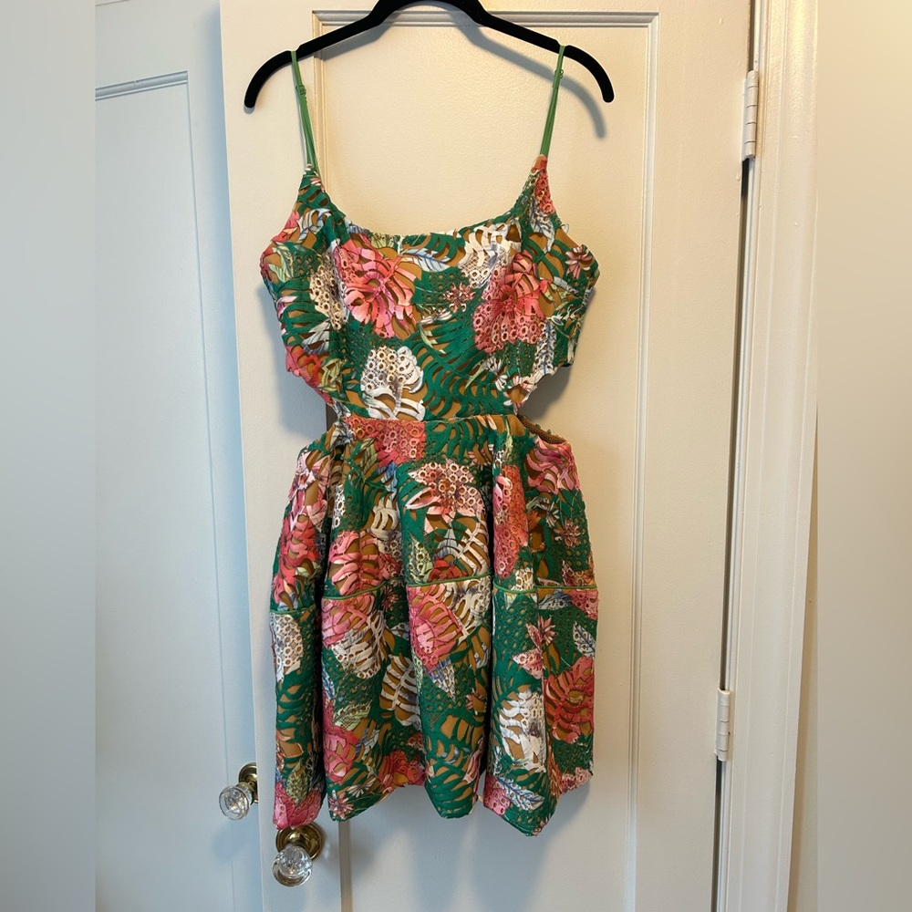 ELLIATT: Mikaela in Multi